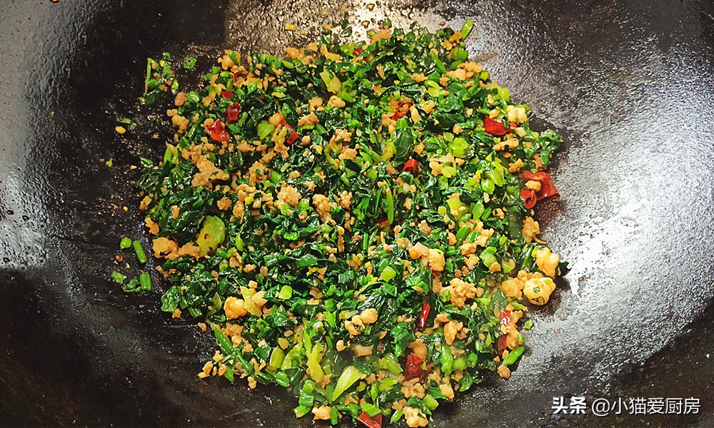 虾仁和菠菜怎么炒好吃又营养,虾仁鸡蛋炒菠菜怎么炒好吃