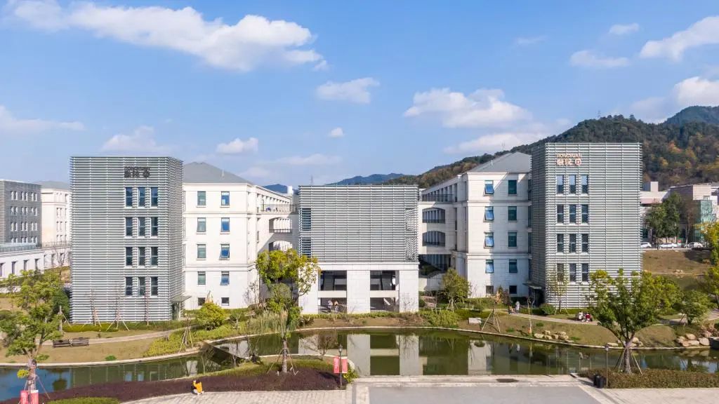 语言类卓越人才计划,年薪可达37万公办学校招教师50名