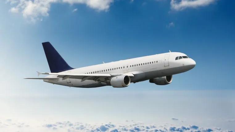 飞机遇到危险需要救援要说什么,飞机遇到危险空姐说什么