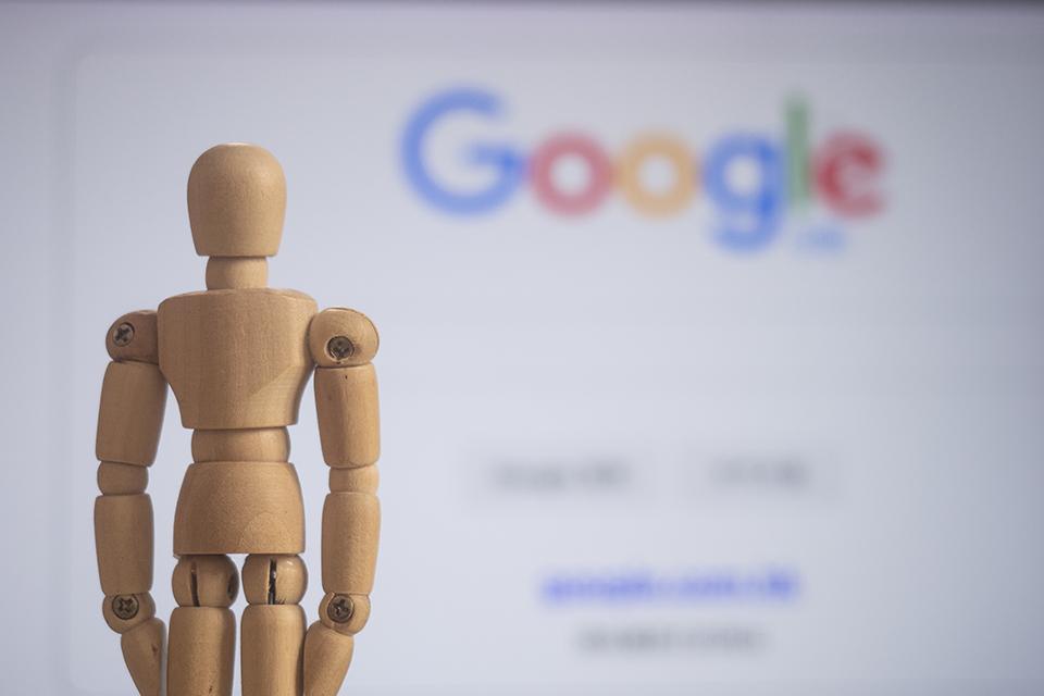 谷歌广告业务持续低迷,谷歌到底是科技企业还是广告企业