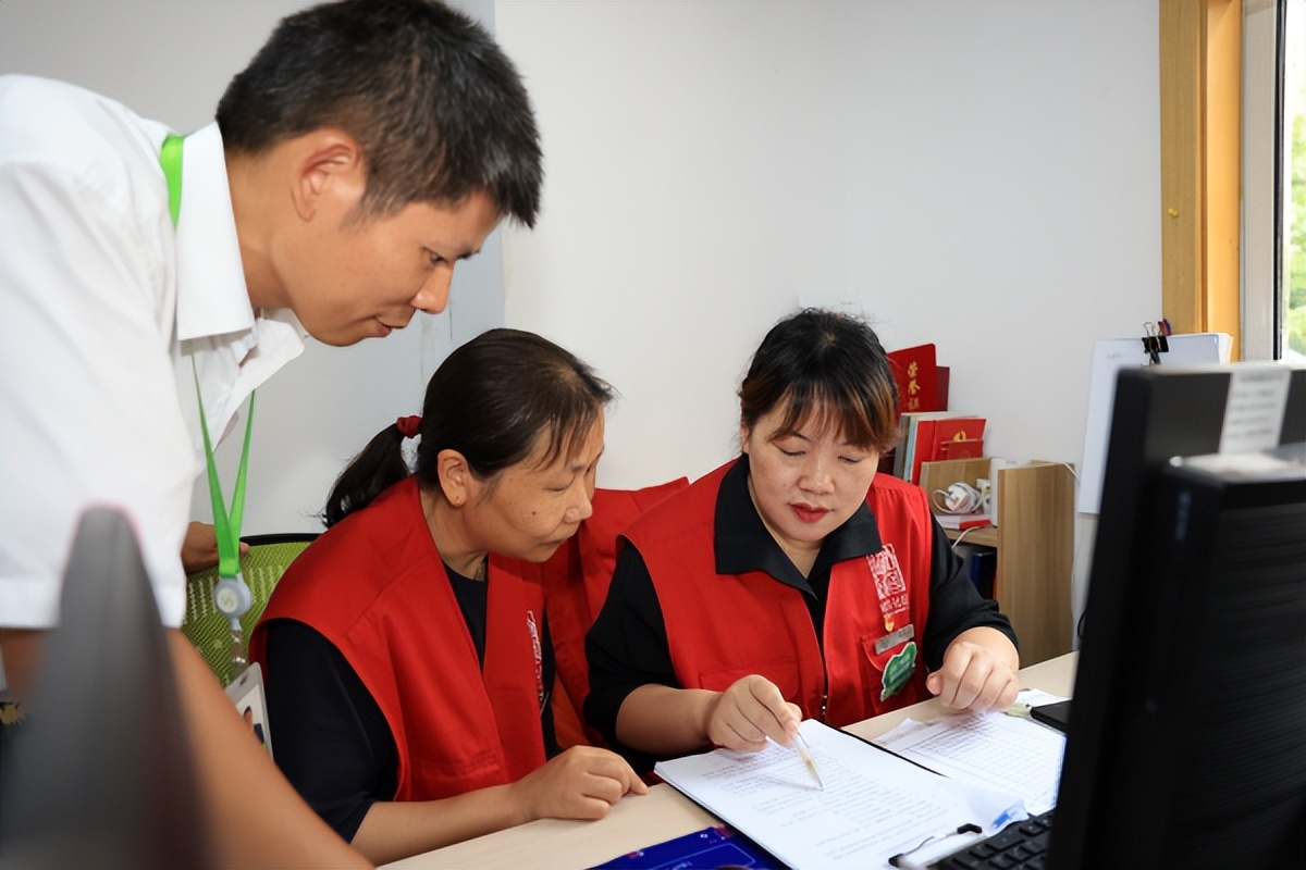 社区工作者这个岗位怎么样,社区工作者的工作内容是什么