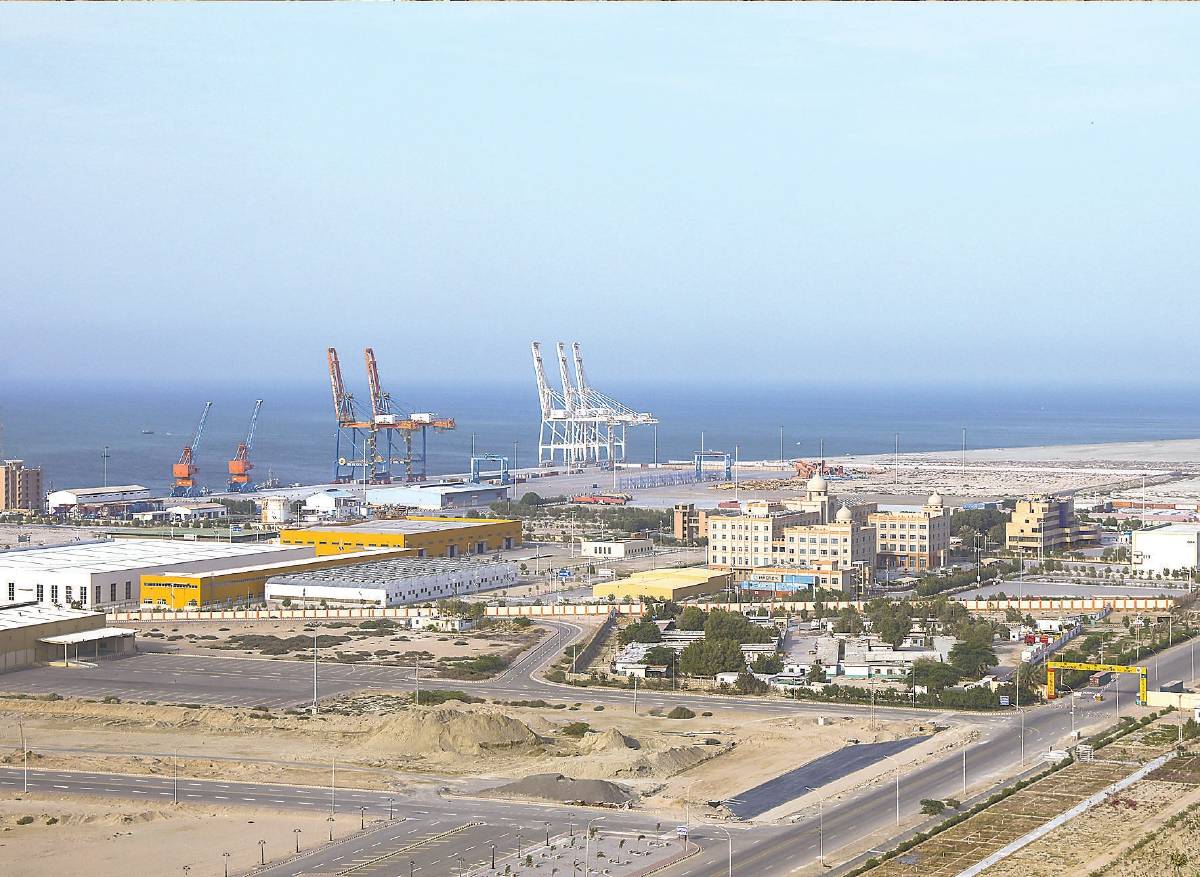 中国援建瓜达尔港是多少年,瓜达尔港建成对巴铁中国有多重要