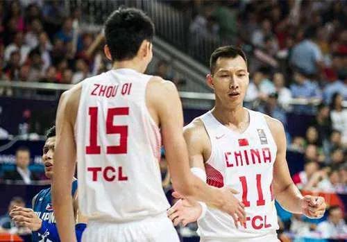 工资曝光，怪不得要男女篮工资对调！高薪低能的人该反省了