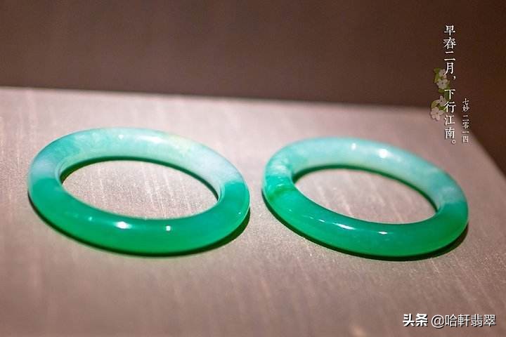 3000左右能买什么样的翡翠挂件,三万预算买翡翠镯子还是吊坠好