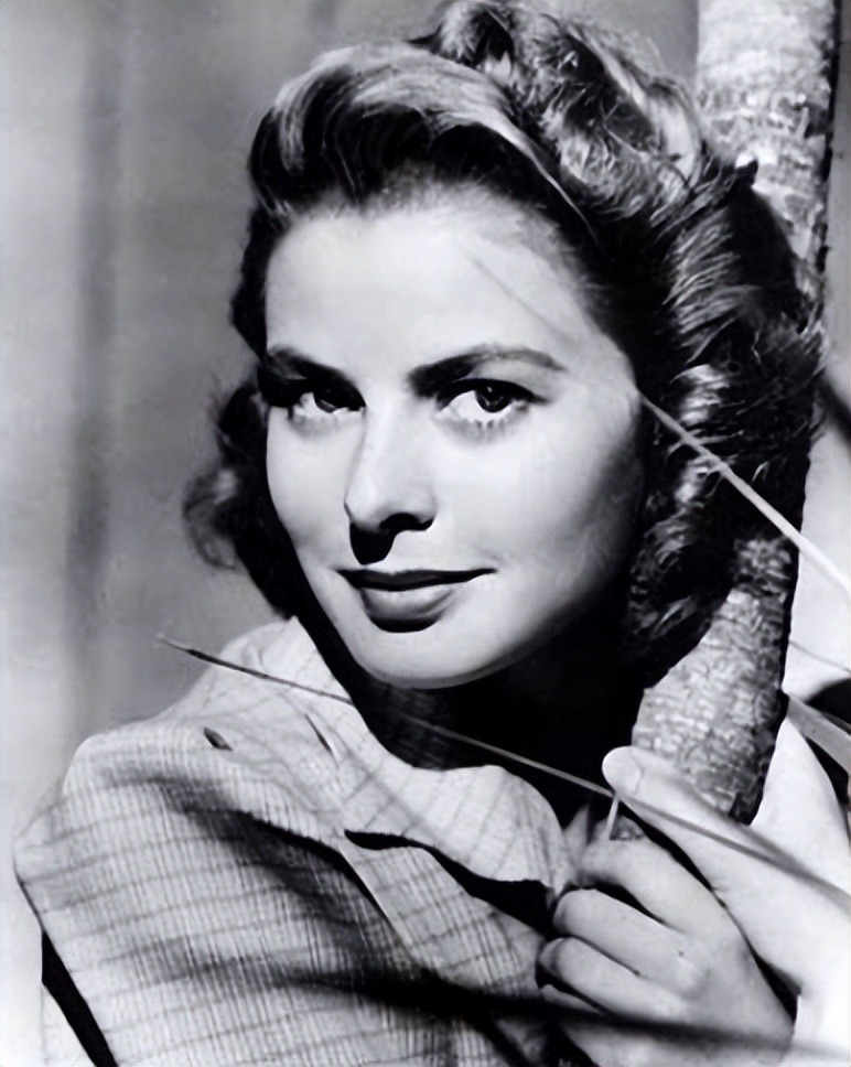 好莱坞第一夫人：风流的短发美人，3段婚姻出轨3次，死于妇科病