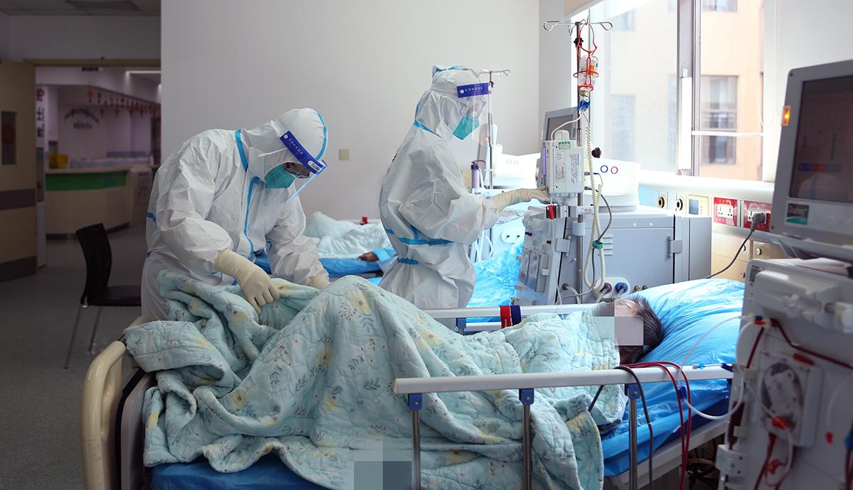 真菌感染的脚气是什么原因造成的,真菌性脚气传染又痒又肿用什么药