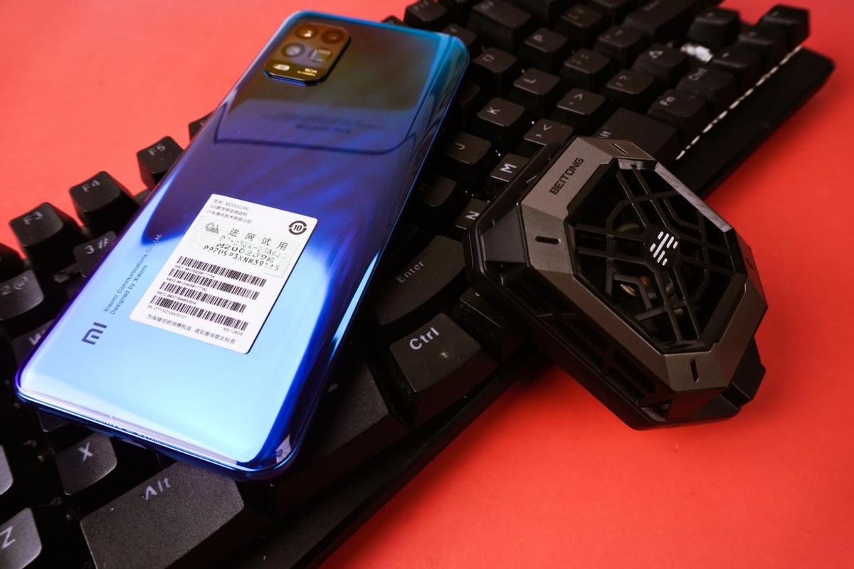 手游散热器哪款好,降温神器散热器手机