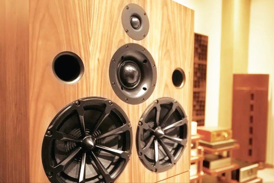 璐垫兜钀藉湴闊崇,璐垫兜