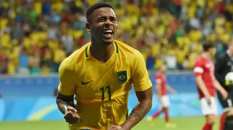 模板罗尼，轨迹罗比！——记曼城明星囧·热苏斯