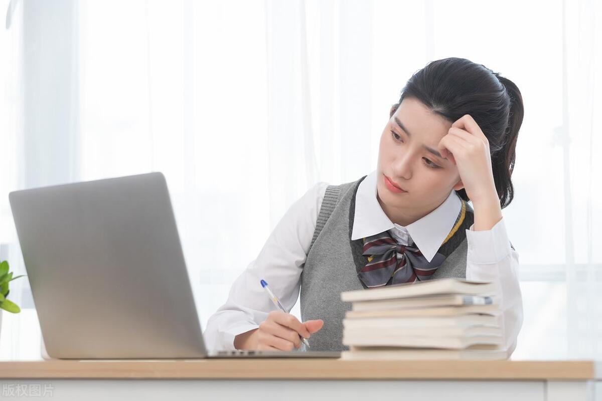 大学毕业后选择创业,大学考研后就业前景如何