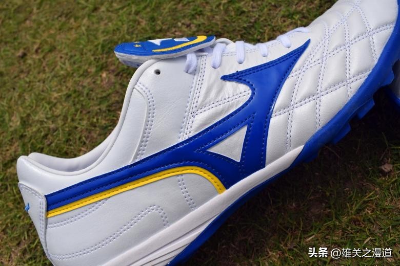 2022世界杯出场的美津浓足球鞋,2022世界杯美津浓