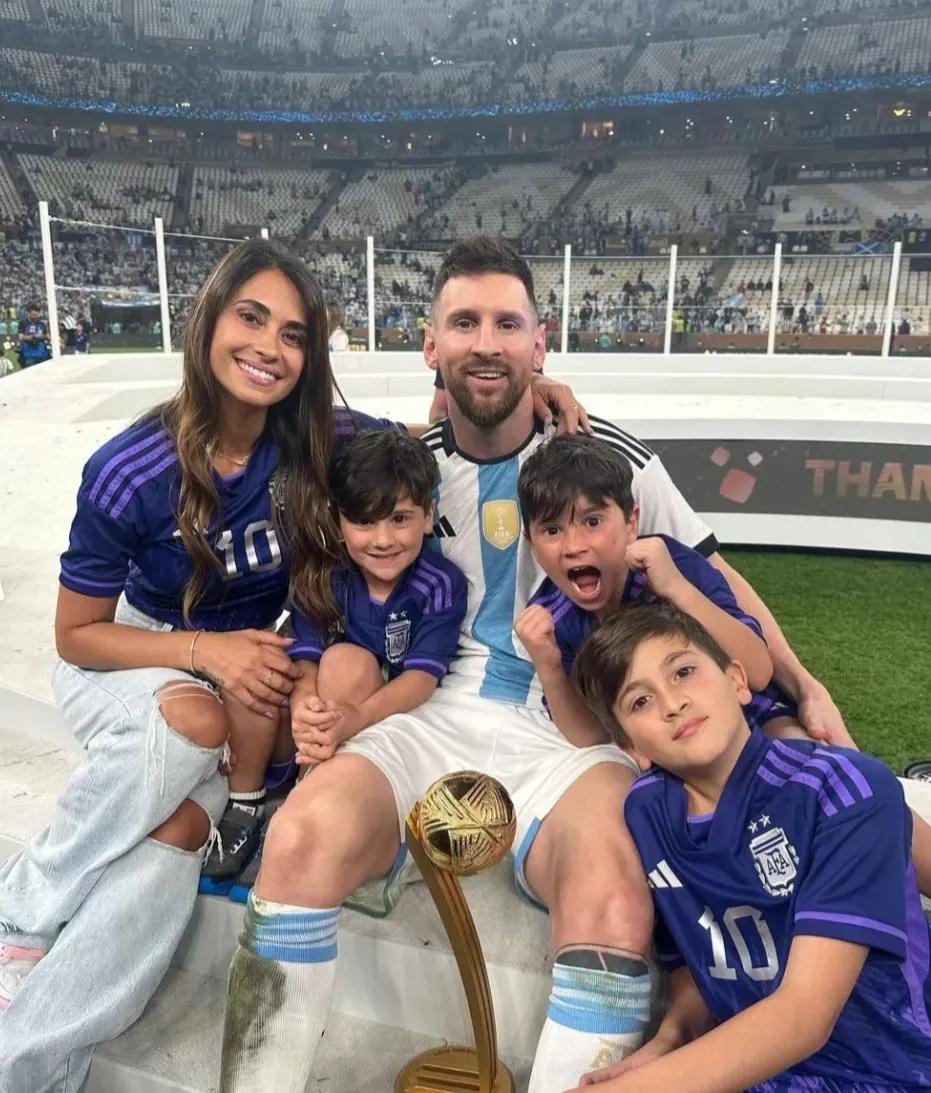 梅西的爱情传奇人生,梅西爱情篇