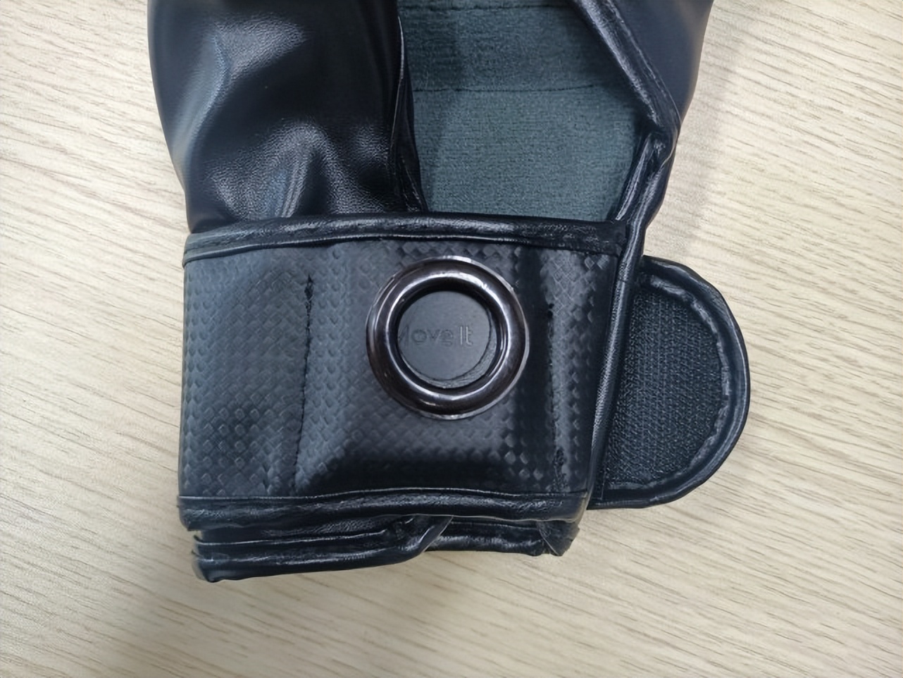 测拳力的工具,拳力测试戴什么拳击手套