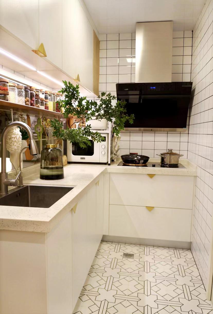 鎴愰兘鐙眳濂崇敓loft鍏瘬,鎴愰兘鐙眳濂冲