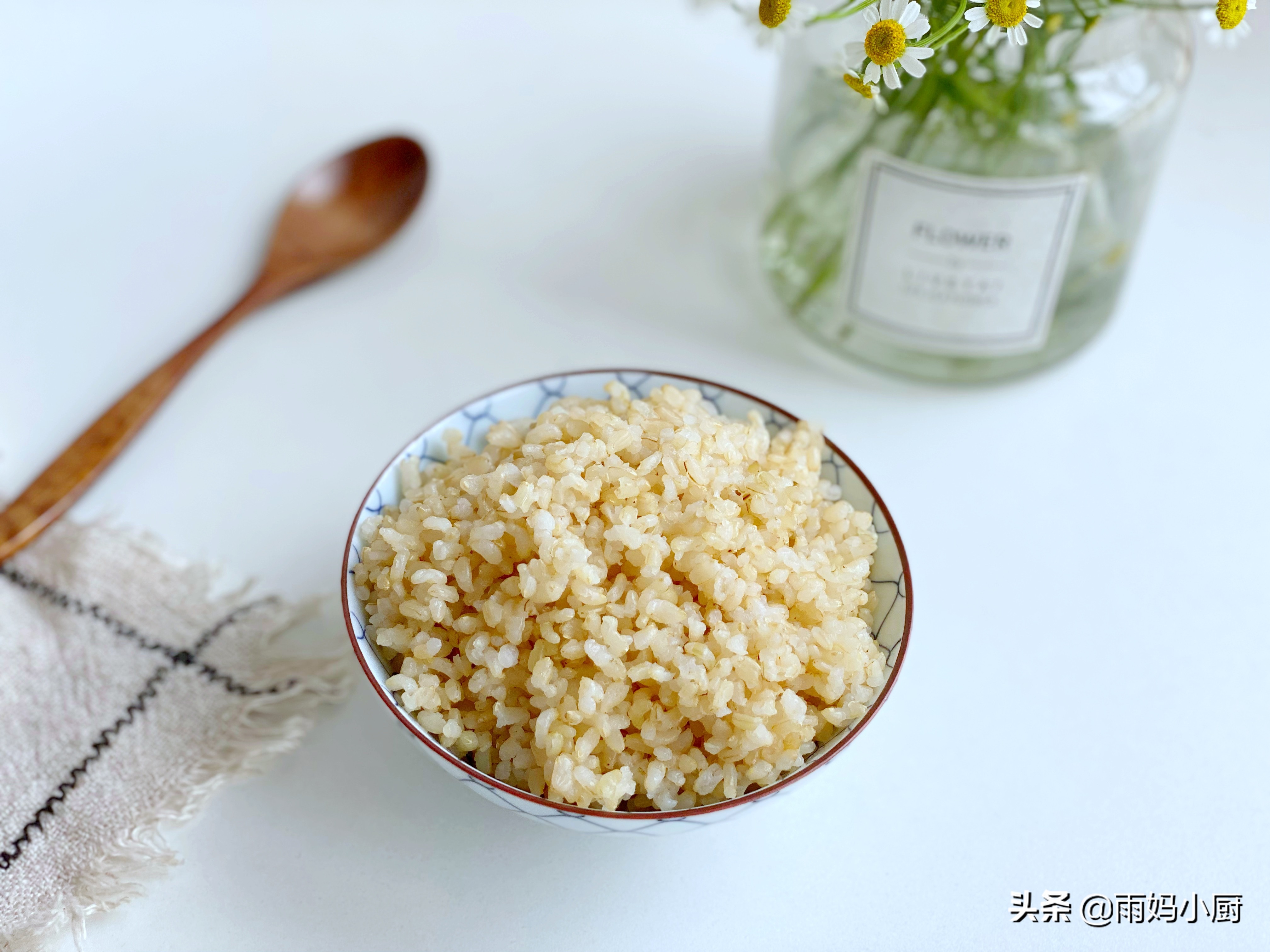 比白米还好吃的糙米饭,糙米饭软糯好吃