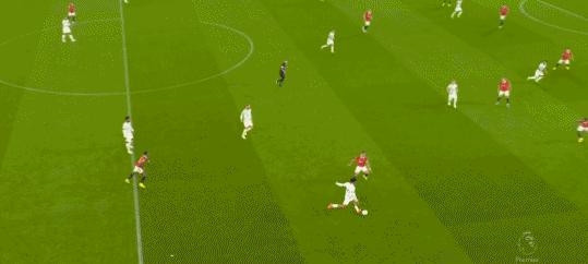 不可阻挡c罗30大献技时刻,c罗替补登场独自一人离场