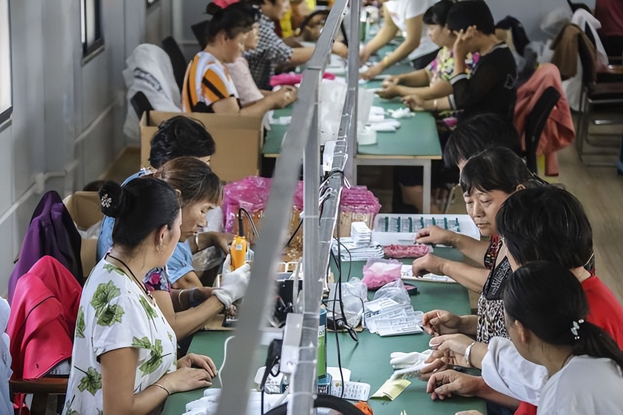 摆地摊日入9000吗,摆地摊日入九千