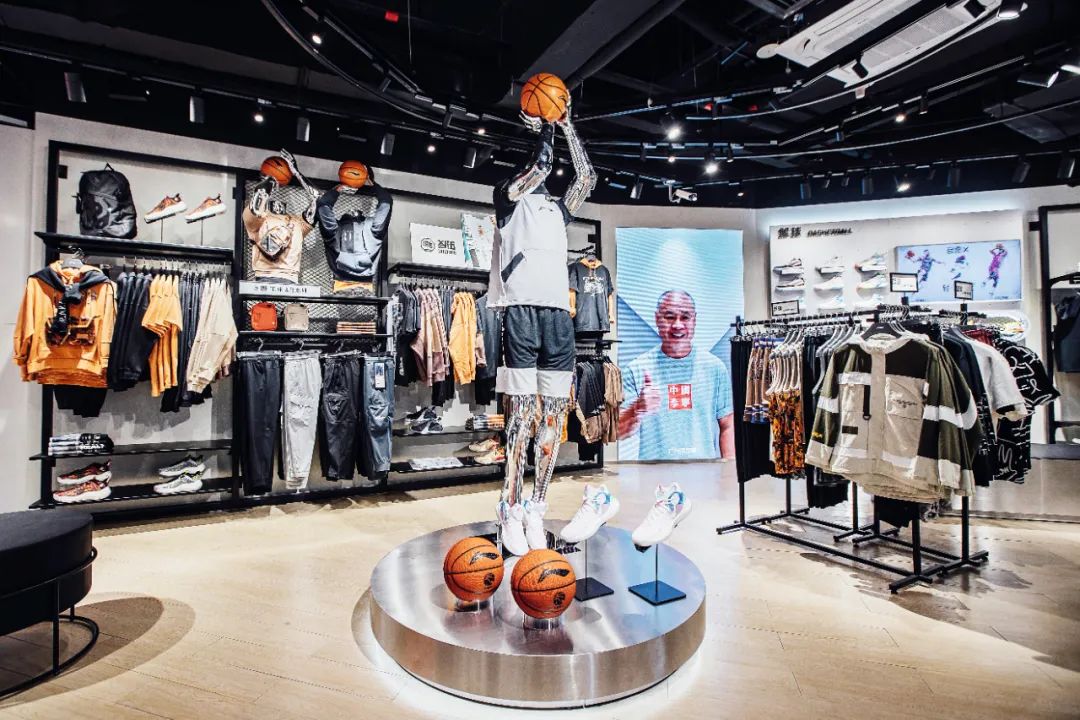 李宁“双打”｜封面故事