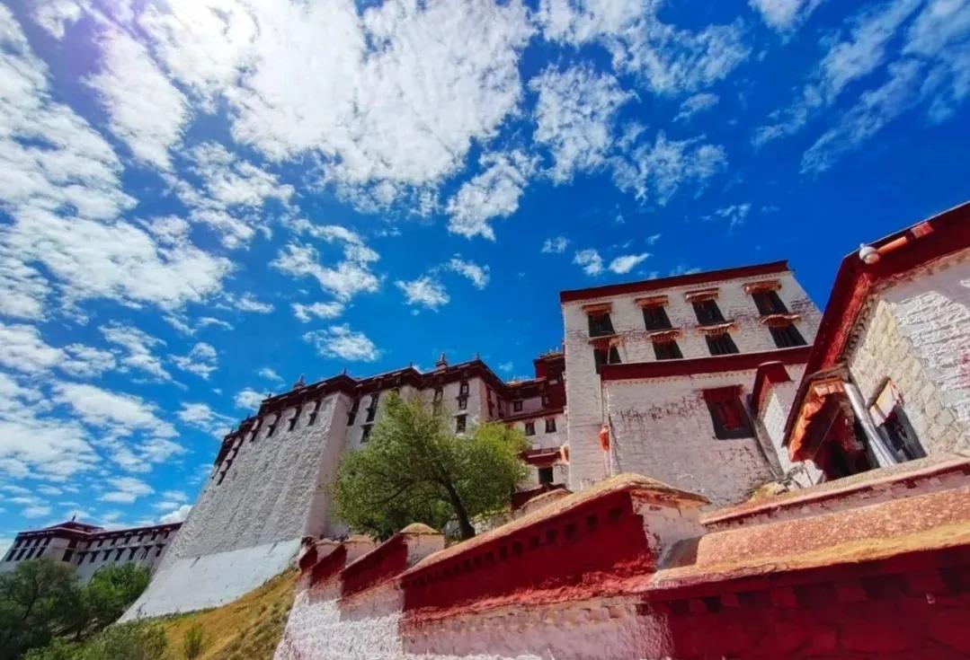 拉萨布达拉宫一万元可以玩下来不,拉萨布达拉宫海拔高度是多少米
