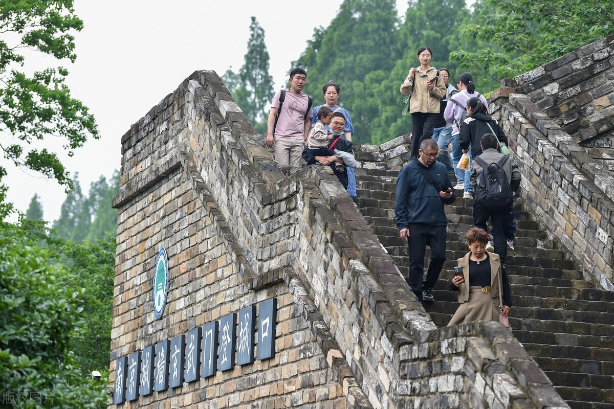 喜欢美食的朋友不要错过,喜欢美食的人要去哪些城市旅游