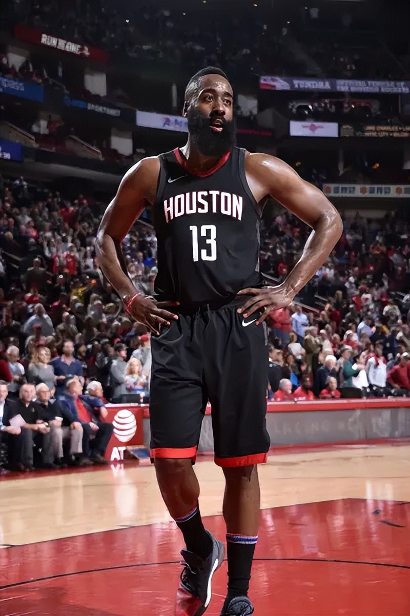 库里詹姆斯入选最佳阵容,美媒评现役球星分级詹皇独一档