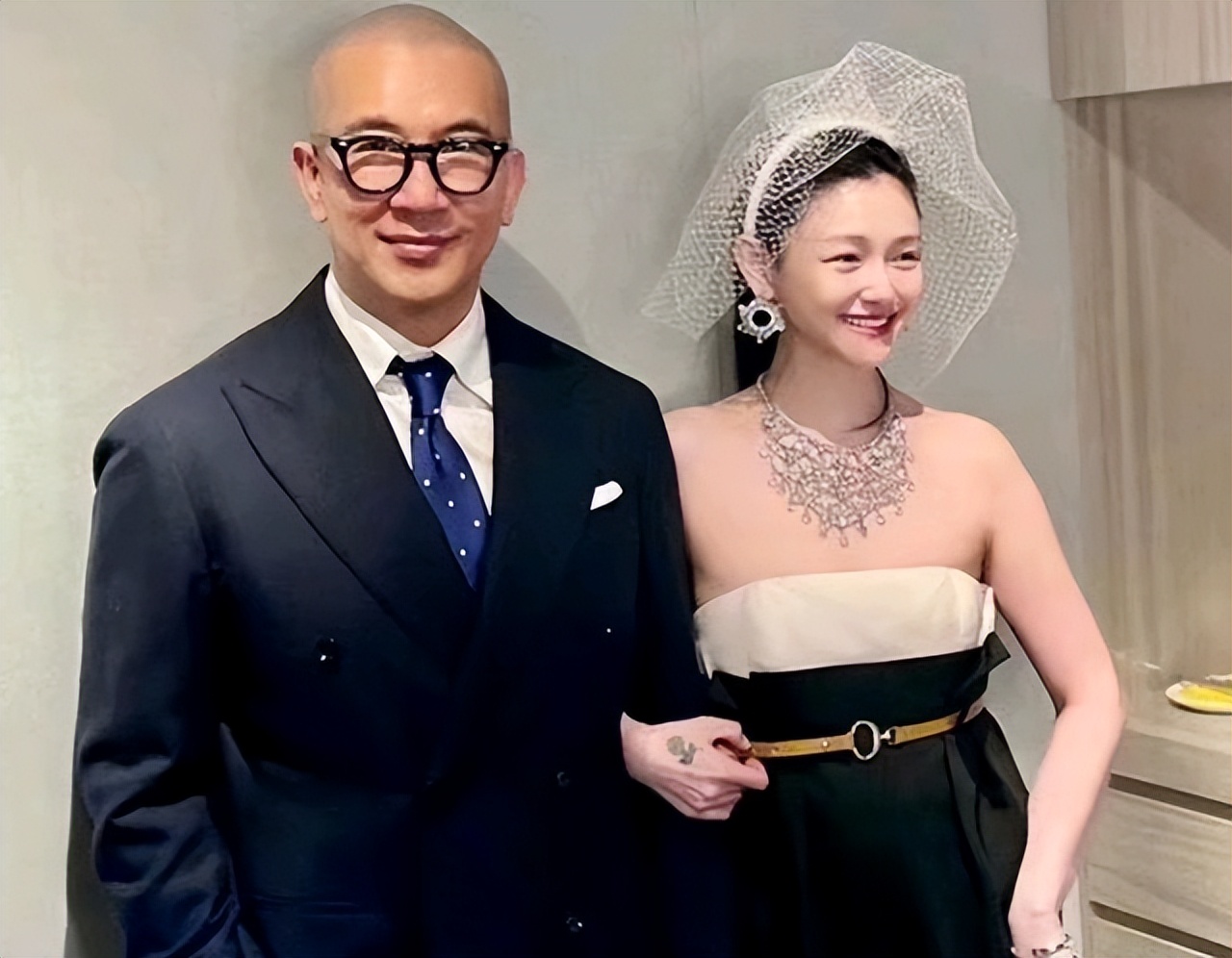 “软饭男”具俊晔离开台北，不好意思赖在汪小菲家，跑法国打工了