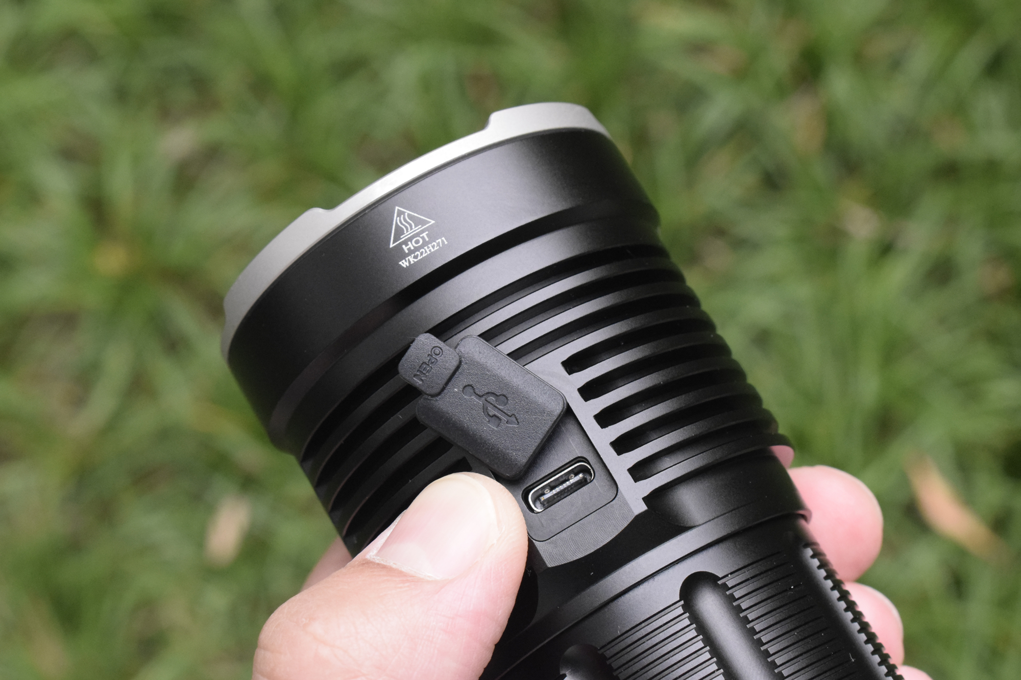 索菲恩sc33手电测评,索菲恩ts30spro专业户外手电