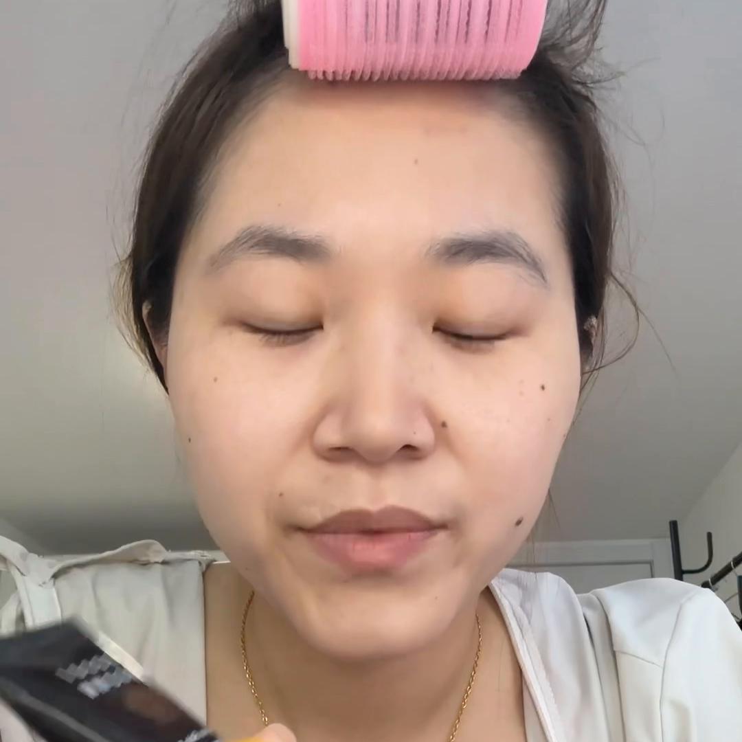 这是换头的程度（抱一丝啊好物分享变成美妆视频了）#反差