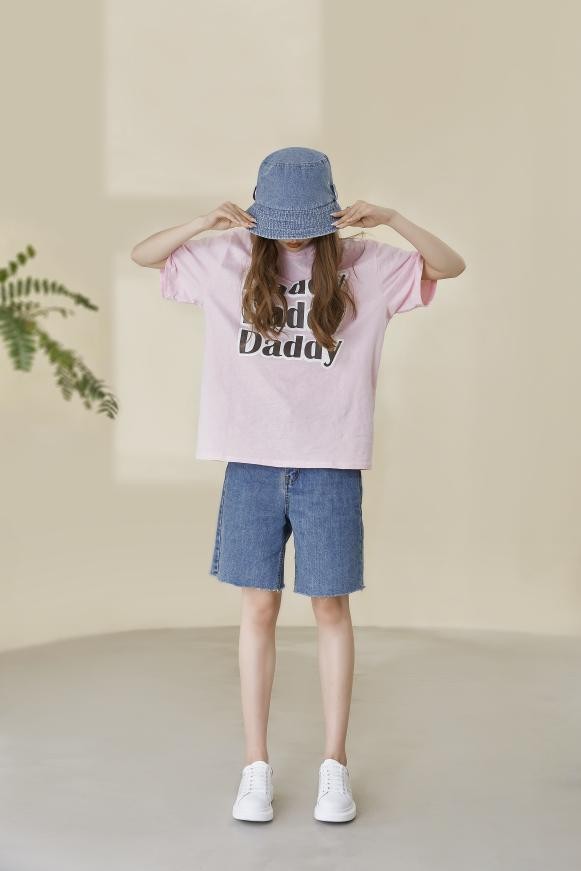 小白鞋穿出超高级层次感,今年的小白鞋再次出圈