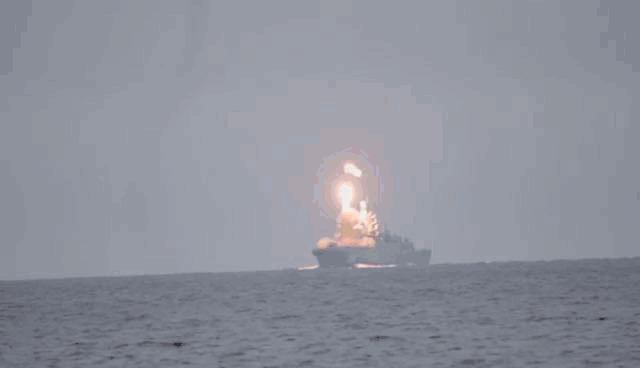 俄罗斯的锆石算高超音速武器吗,俄罗斯导弹锆石陆地发射震撼视频