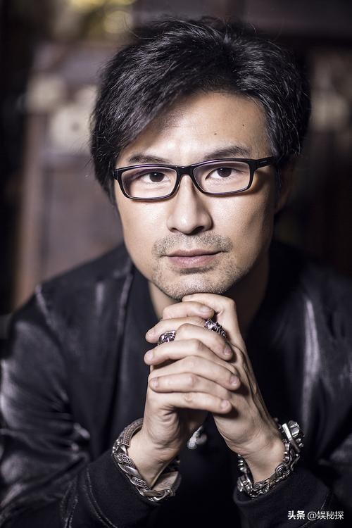 汪峰现在怎样了,年轻时候的汪峰现在怎么样了