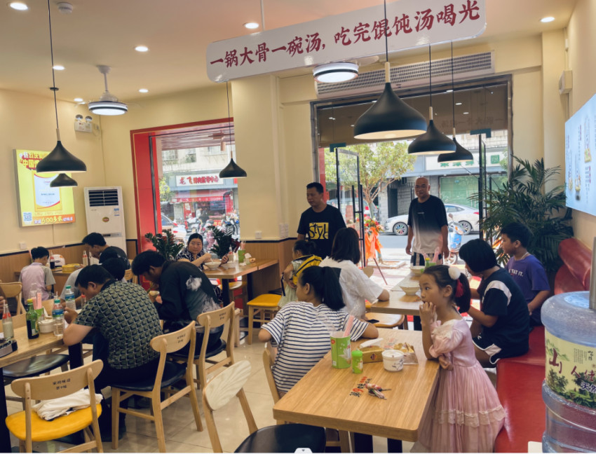 餐饮连锁品牌加盟需要什么条件,成都最火的餐饮加盟品牌
