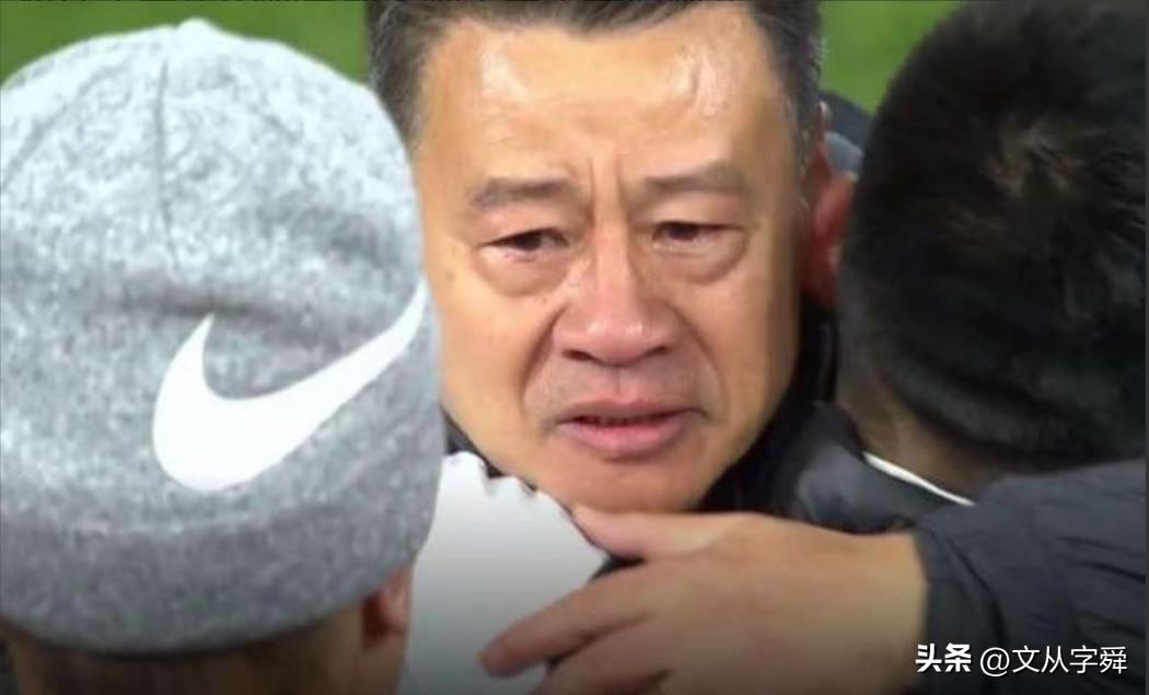 中超老将重聚,中超上海申花vs青岛海牛吴金贵