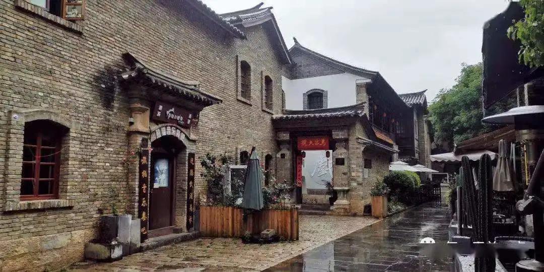 吃货们千万不要错过的昆明美食街,昆明翠湖公园附近美食街