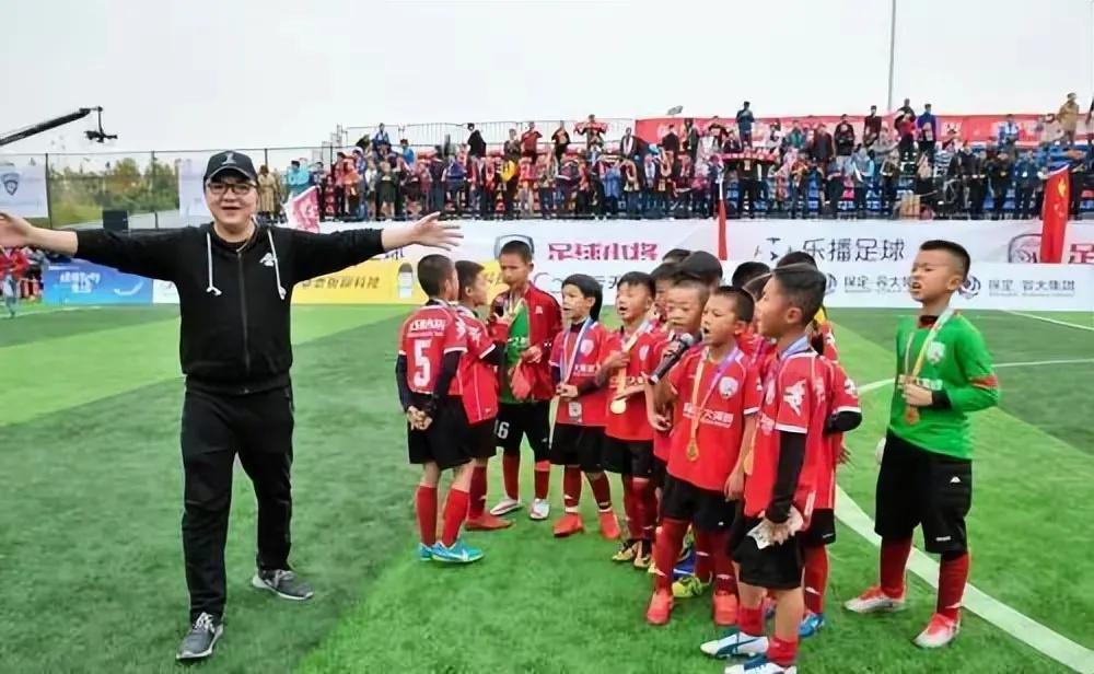 董路和足球小将,董路足球小将靠谱吗