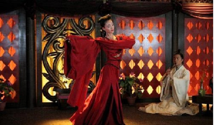 汉初风云：刘邦宠戚姬欲废太子，御史周昌期期不奉诏