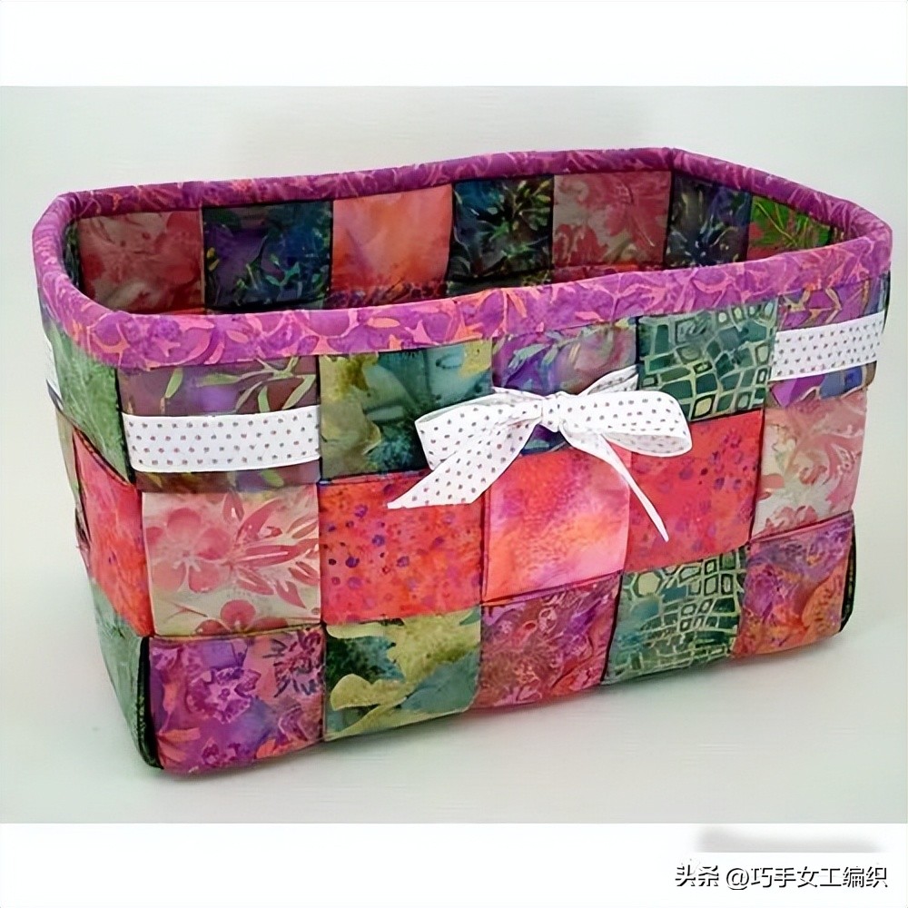 牛仔裤收纳神器改造,旧牛仔裤布条再利用的妙招