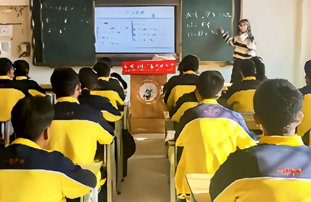 2022安宁华清中学小升初招生简章,安宁华清中学高中招生简章