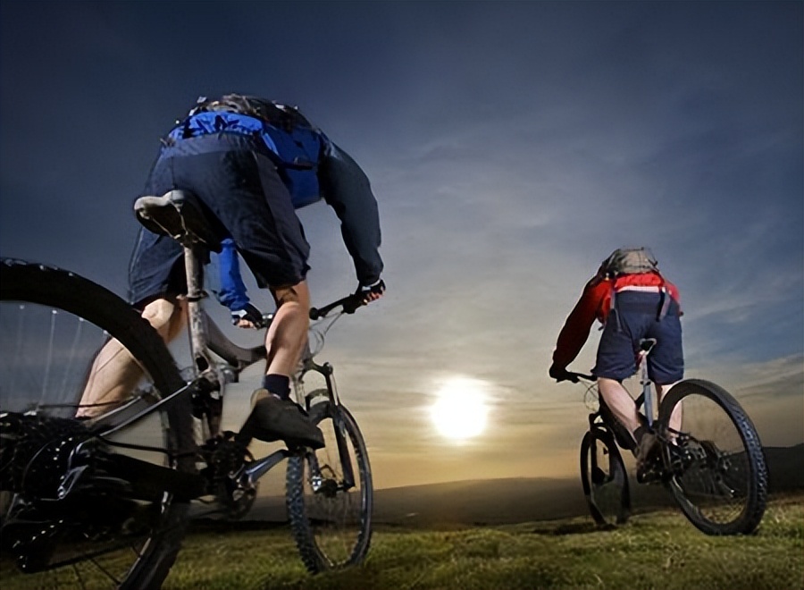 骑行公路自行车坐垫硌屁股,自行车坐垫软加厚不硌屁股