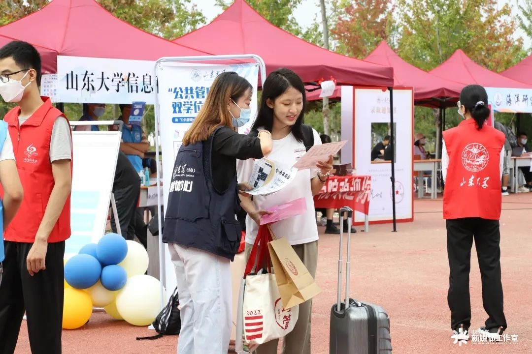 山海有相逢风雨有归期,山海有相逢相见有归期