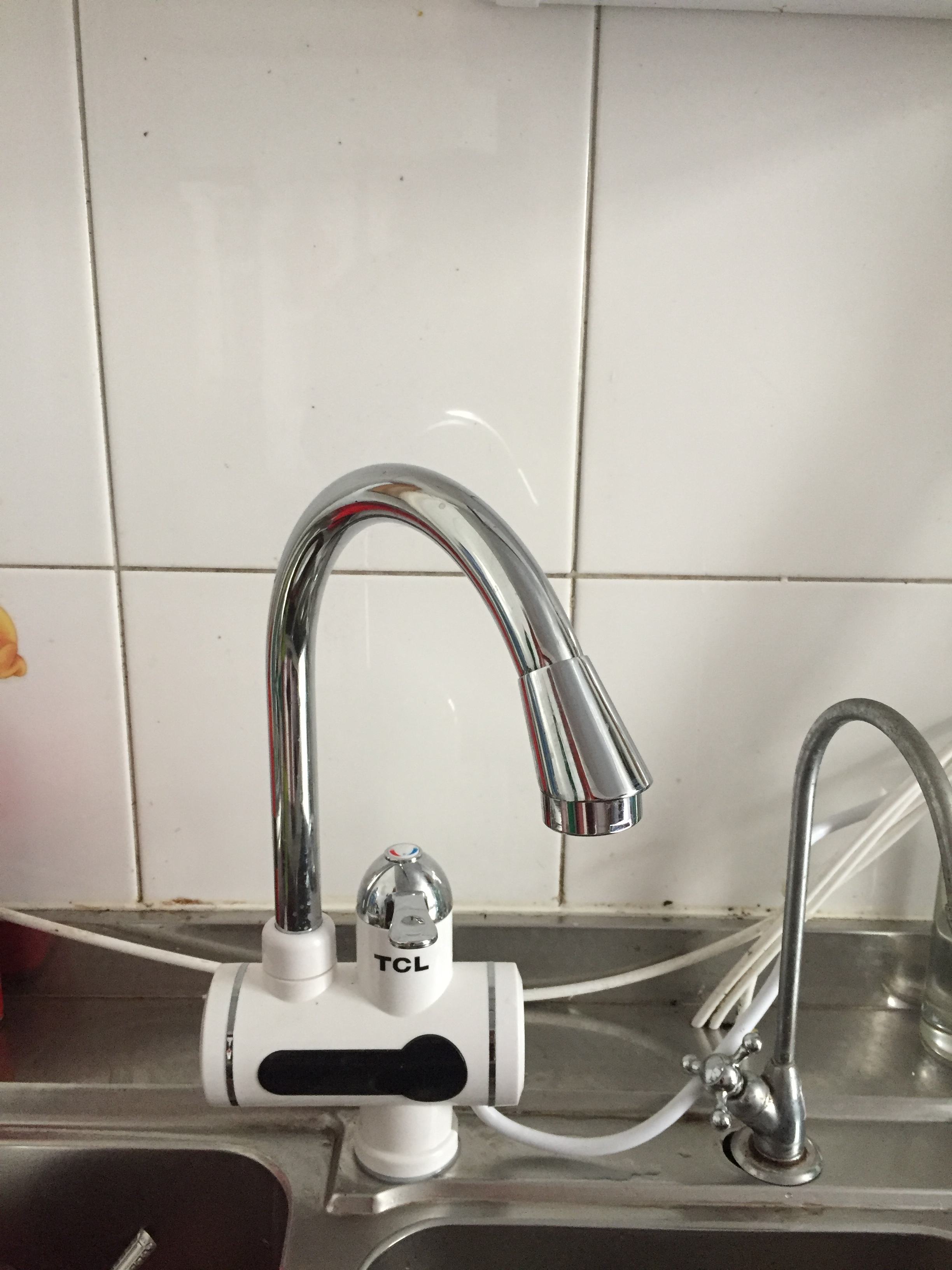 电热水龙头坏了关不住怎么办,电热水龙头是好是坏