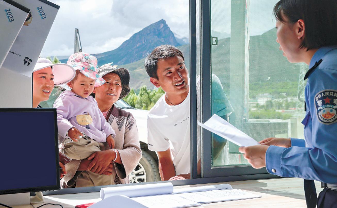 忠诚的足迹公安片头,忠诚的足迹黑龙江