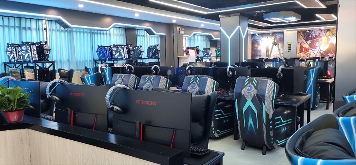 网吧彻底倒闭了吗,网吧一般开几年倒闭