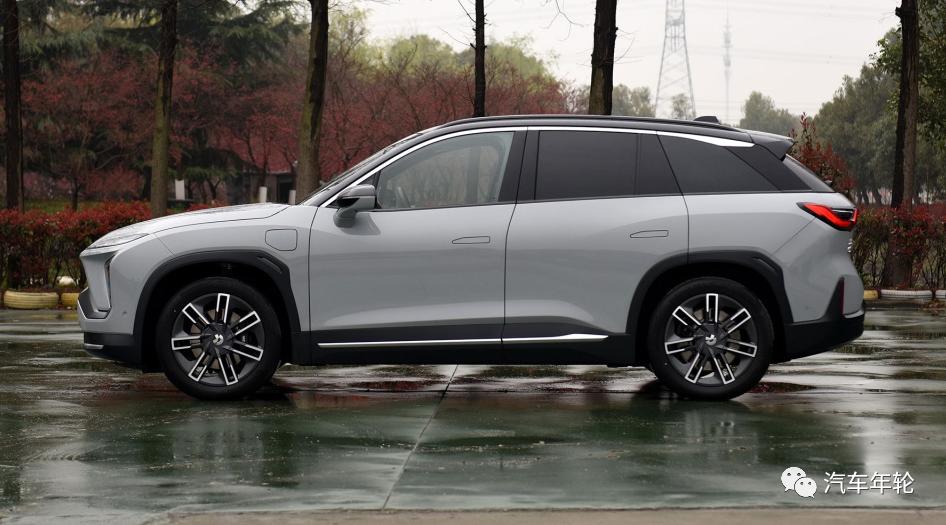 价位在30万到50万混动suv,纯电动suv畅快体验蔚来es6