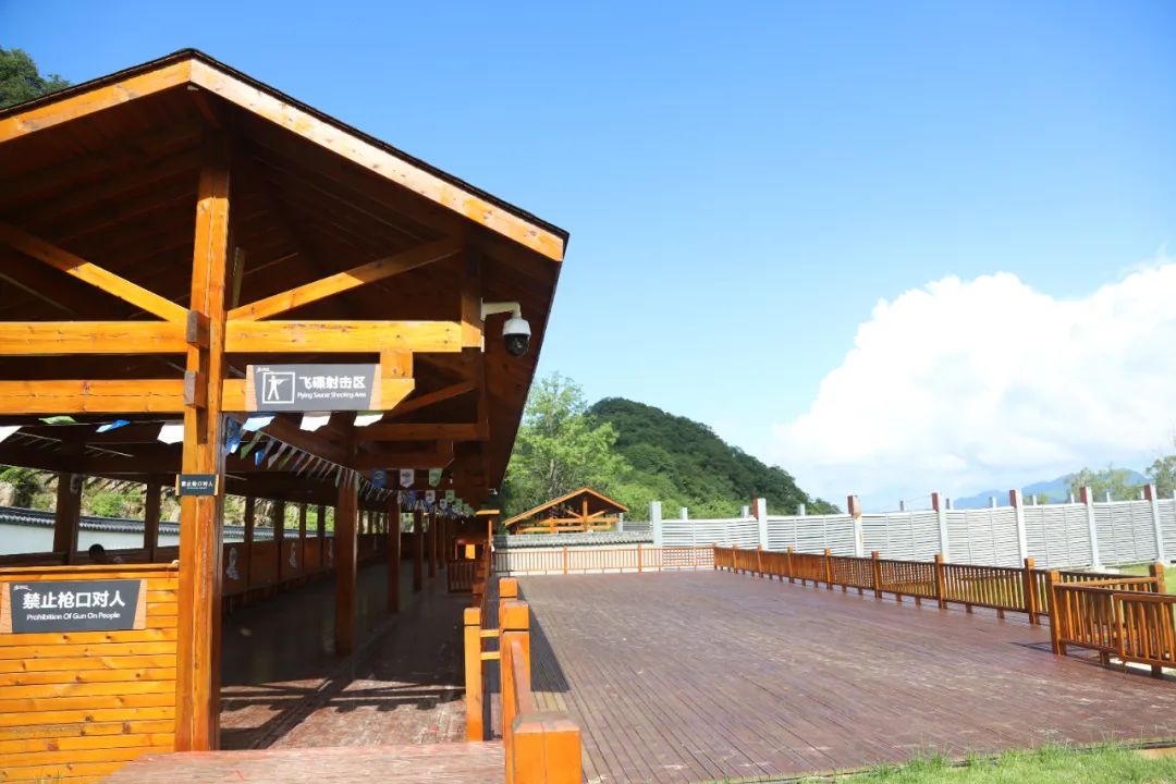 机票价格大跳水错峰出游正当时,错峰出游正当时旅游市场淡季不淡