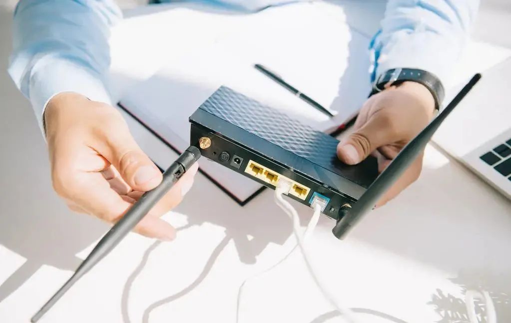 长期不关闭路由器会让网速更慢吗,关闭路由器5g对网速有影响吗