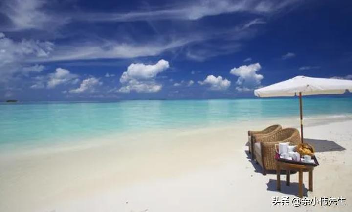 游泳戴近视泳镜好还是平光泳镜好,李宁近视泳镜和361近视泳镜哪款好