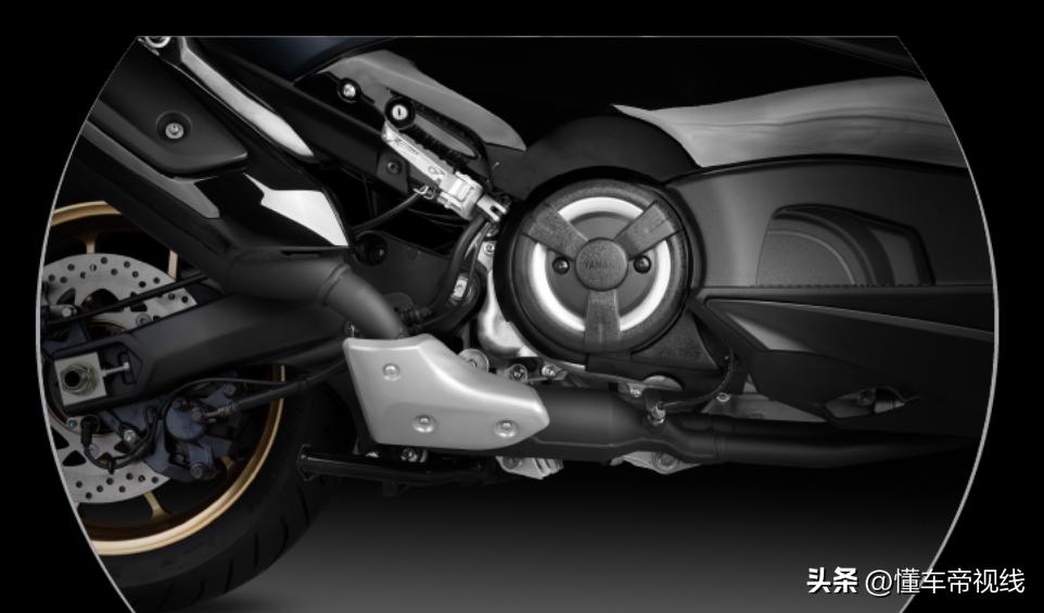 雅马哈tmax560和佛沙750哪个好,2022tmax560