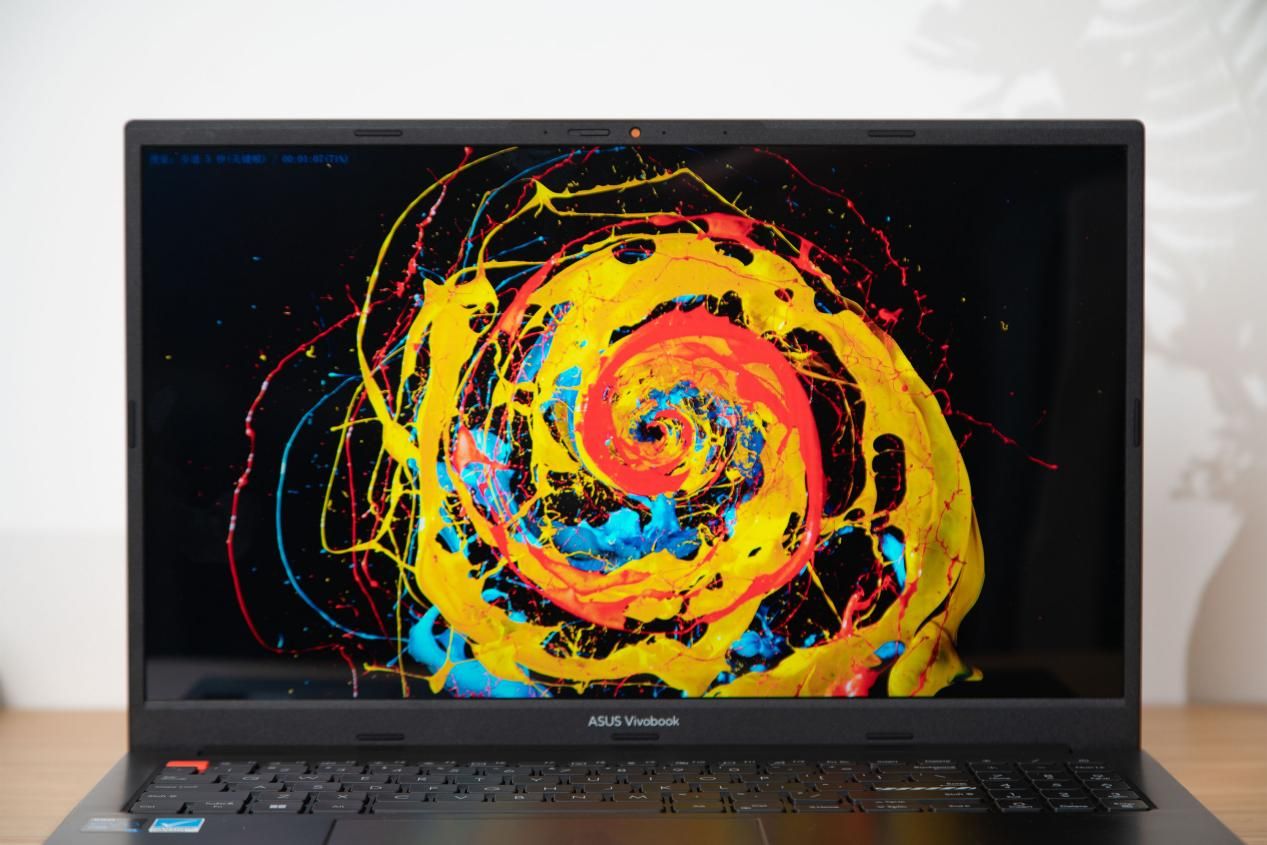 120hzoled屏幕的笔记本电脑,全球首款27寸240hzoled