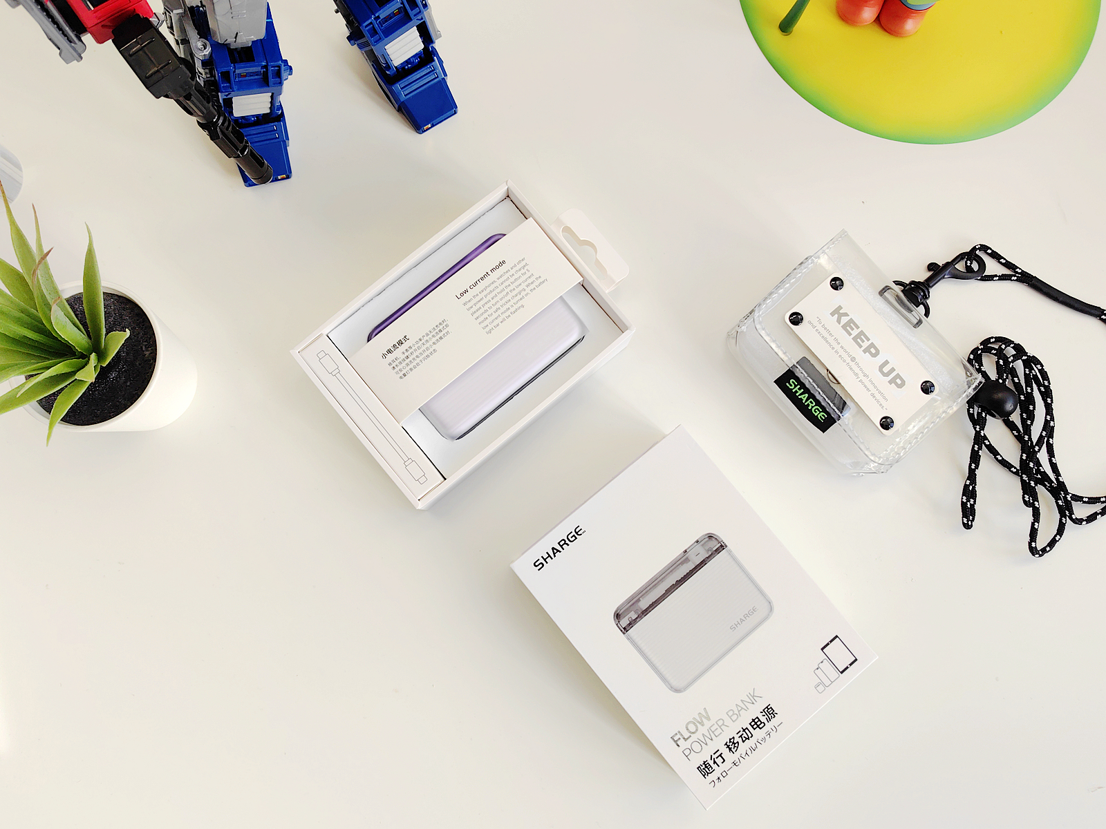 闪极超级移动电源开箱,闪极随行充电宝10000